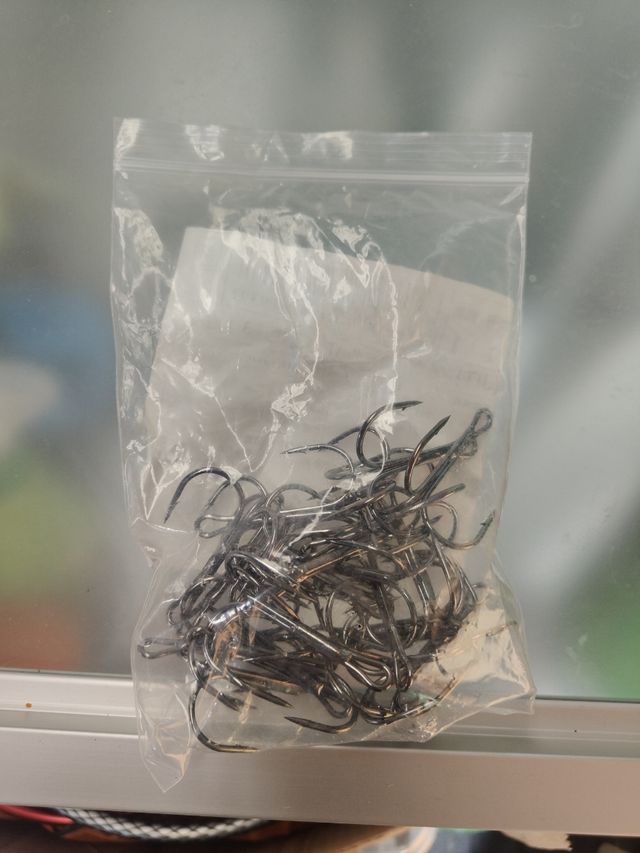  25 Anzuelos triples pesca siluro 4.0