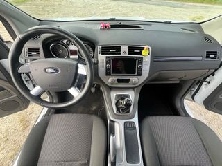 Ford  Kuga 2010