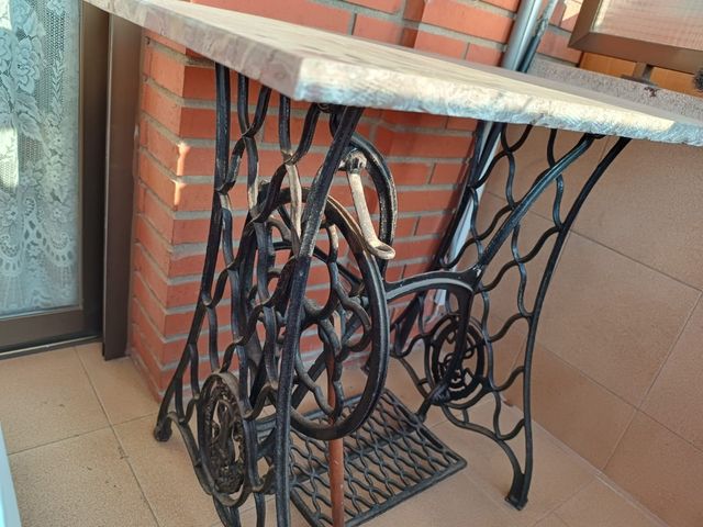 Mesa Máquina Coser Antigua