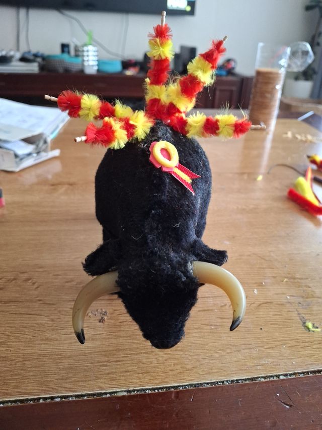 Torito retro juguete