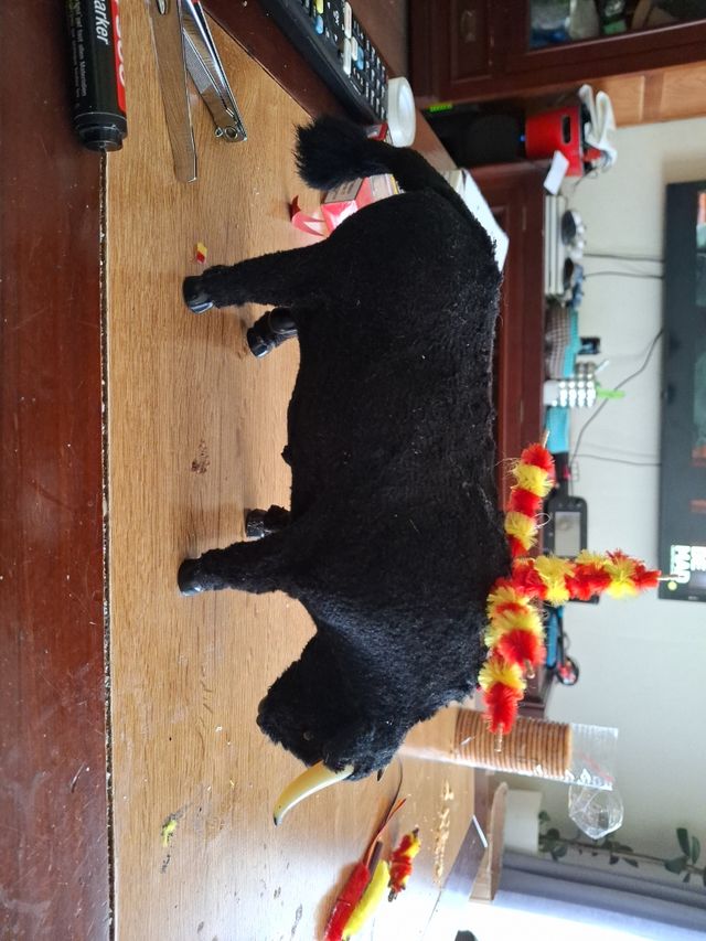 Torito retro juguete