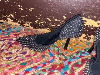 Tacones Zara negros con tachuelas - 38