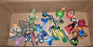 Lotto Giocattoli Vari - 17  pezzi