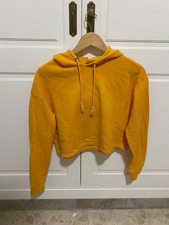sudadera mostaza