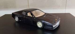 Carro coleção Ferrari Testarossa 1/18
