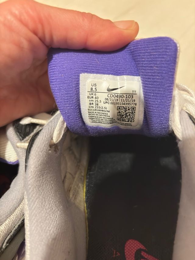 Nike Air Max 90 Gris-Morado EU40