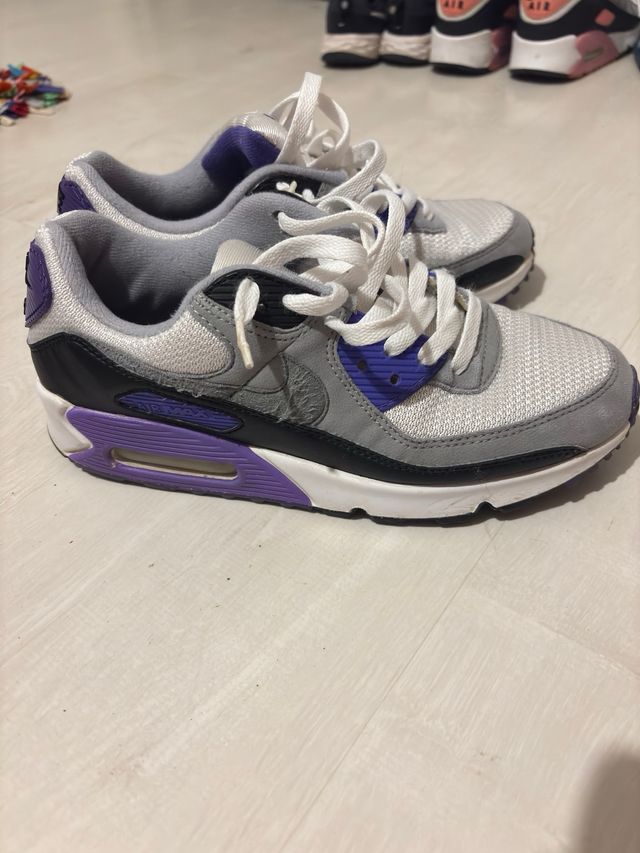 Nike Air Max 90 Gris-Morado EU40