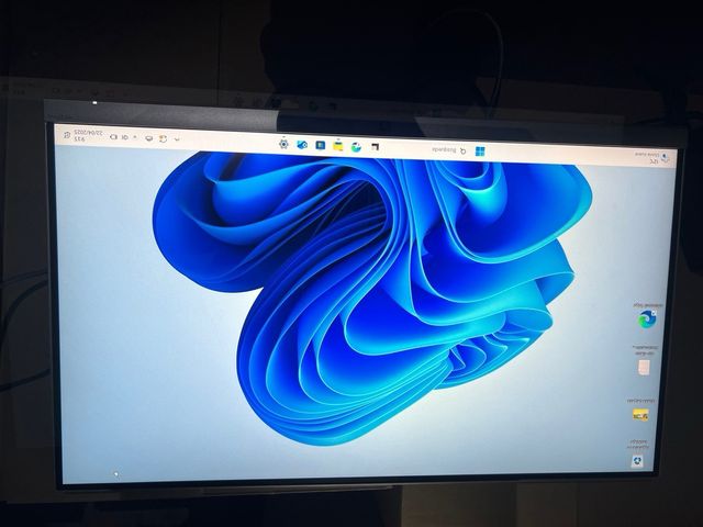 Monitor HP 27" - Impecable