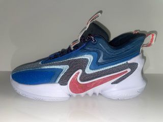 Nike Cosmic Unity numero 43.
