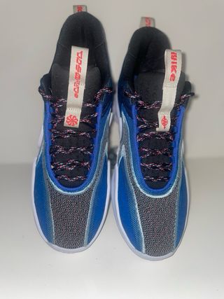 Nike Cosmic Unity numero 43.