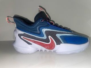 Nike Cosmic Unity numero 43.