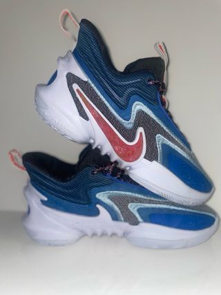 Nike Cosmic Unity numero 43.