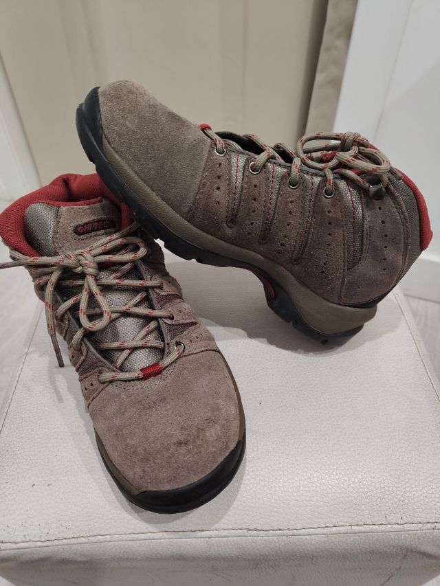 Botas montaña Hi-Tec marrón - 37 Solo envío