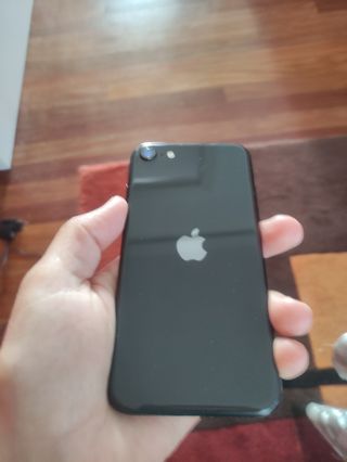 iPhone SE (2ª Gen) 64GB - Negro