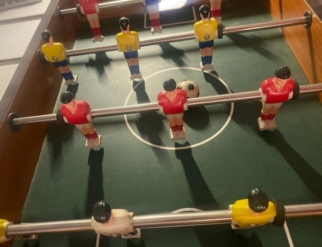 Futbolin en miniatura completo