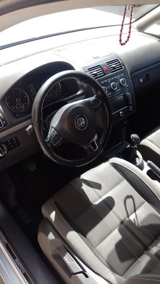 Volkswagen Touran 2012
