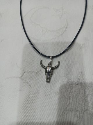 Collar calavera plata