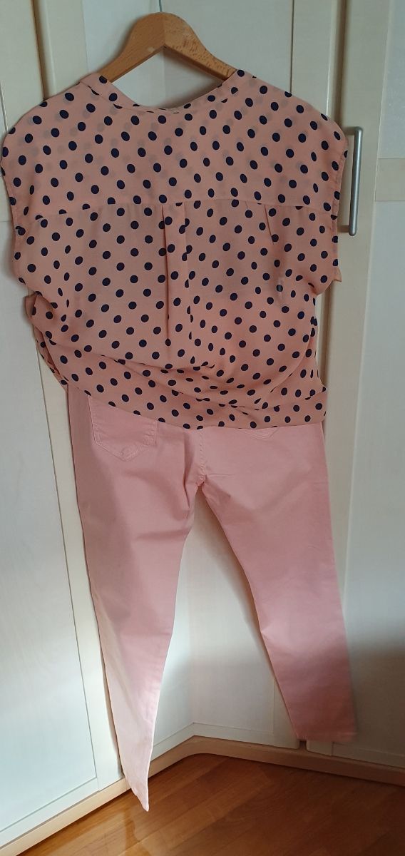 CONJUNTO PANTALÓN Y BLUSA 10€