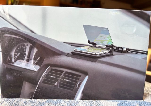 Soporte móvil salpicadero coche