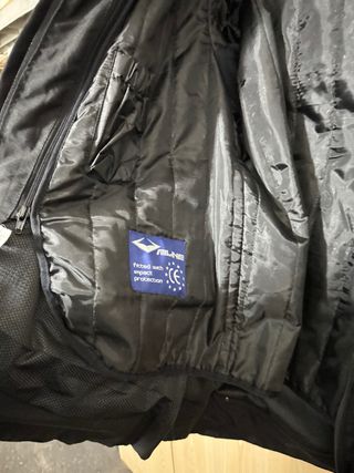 Chaqueta de moto tres cuartos