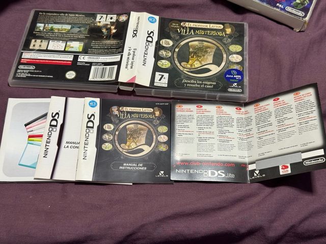 Caja y manuales Profesor layton villa misteriosa