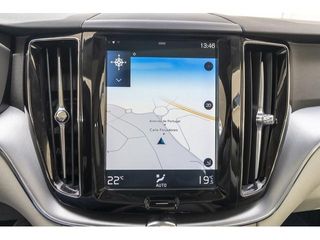 Volvo XC60 T8 Momentum AWD Auto 287 kW (390 CV)