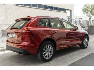 Volvo XC60 T8 Momentum AWD Auto 287 kW (390 CV)