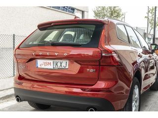 Volvo XC60 T8 Momentum AWD Auto 287 kW (390 CV)