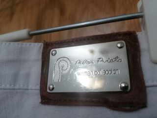 Pantalones pitillo blancos