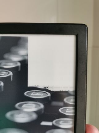 Amazon Kindle 8 gen pantalla dañada 