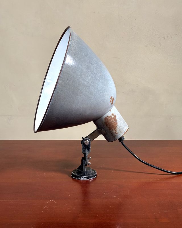 Lampada industriale smaltata da parete anni 50