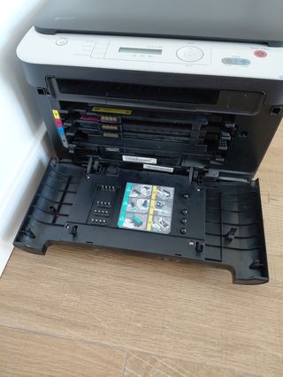 Impresora Samsung CLX-3185 láser color