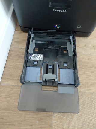 Impresora Samsung CLX-3185 láser color
