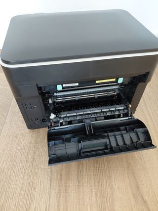 Impresora Samsung CLX-3185 láser color