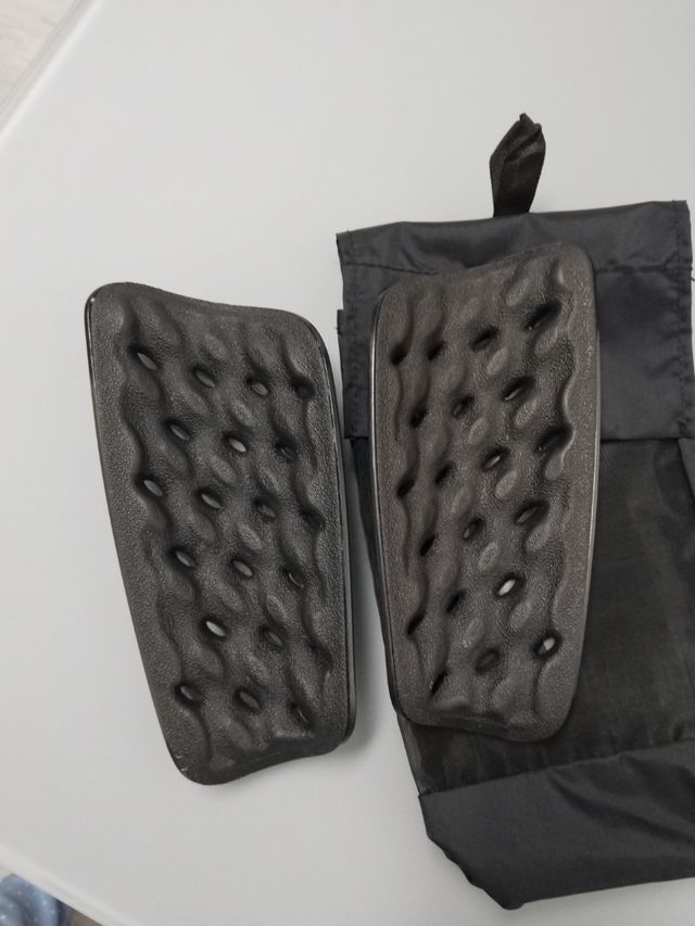 Espinilleras Nike Mercurial Lite