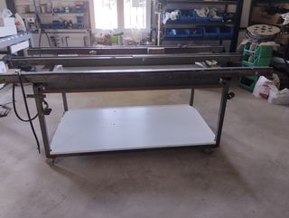 Mesa de trabajo de hierro