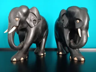 LAST PRICE - Elefanti anglo-asiatici in ebano.