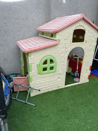 Casa plastico y cocina