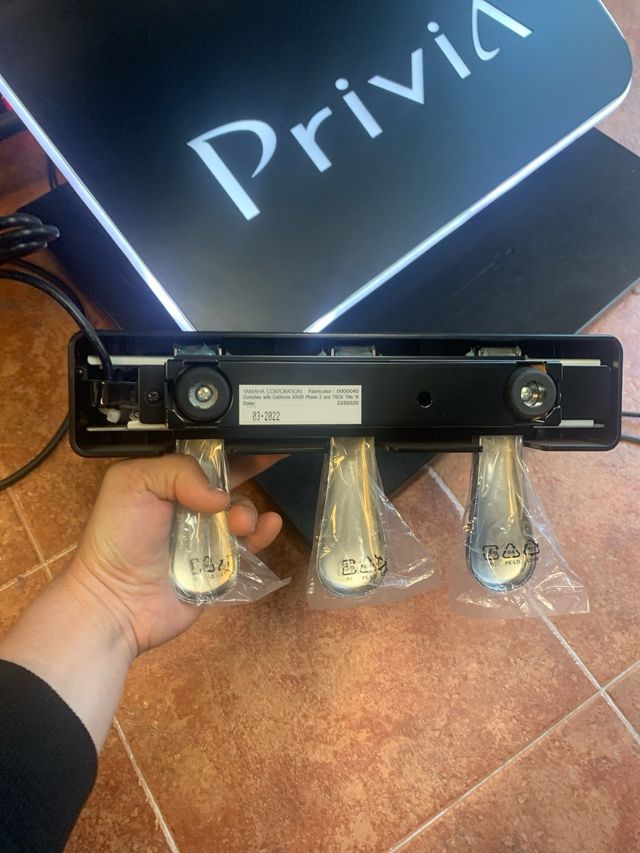 Pedalera Yamaha LP-1B - 3 pedales