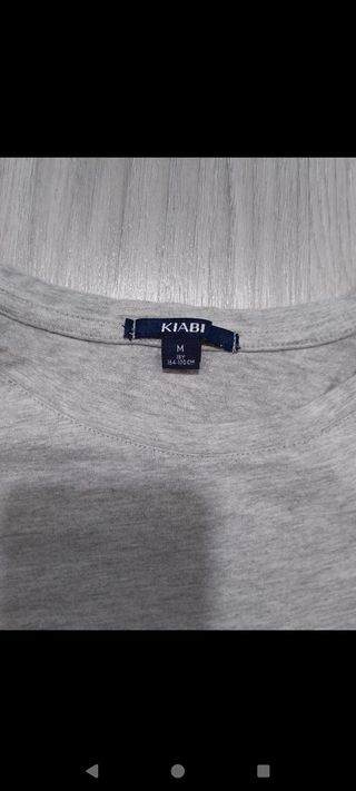 Camiseta Kiabi gris niña talla 5