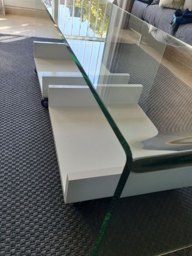 Mesa auxiliar de centro