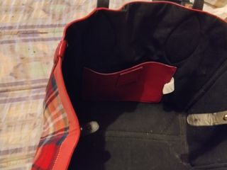 Bolso Parfois estampado tartán rojo. Como nuevo.