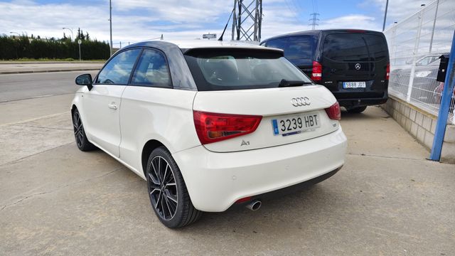 Audi A1 2011