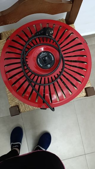 Estufa radiador rojo