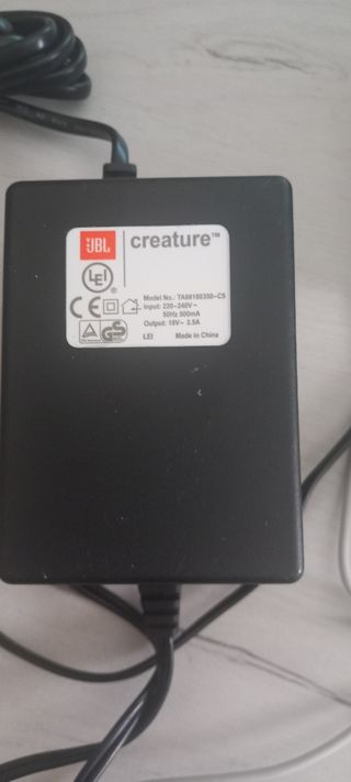 Juego de altavoces JBL nuevos