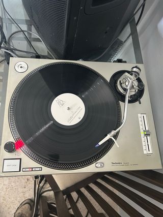 Equipo sonido completo, mesa mezcla Xone 2Technics