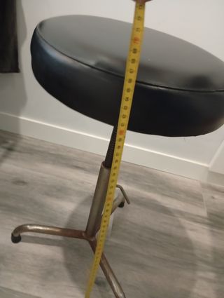 Silla giratoria vintage industrial. Sube Max. 21cm