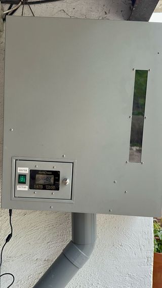 COMEDERO AUTOMÁTICO CABALLOS