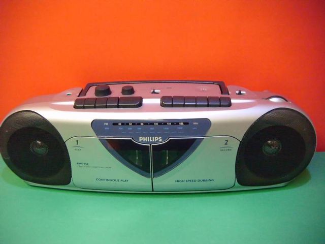 RADIO CASSETE PHILIPS AW 7150
