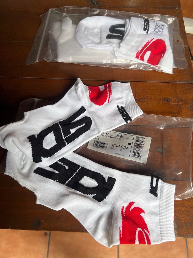 Cubrezapatillas Sidi tela blancos